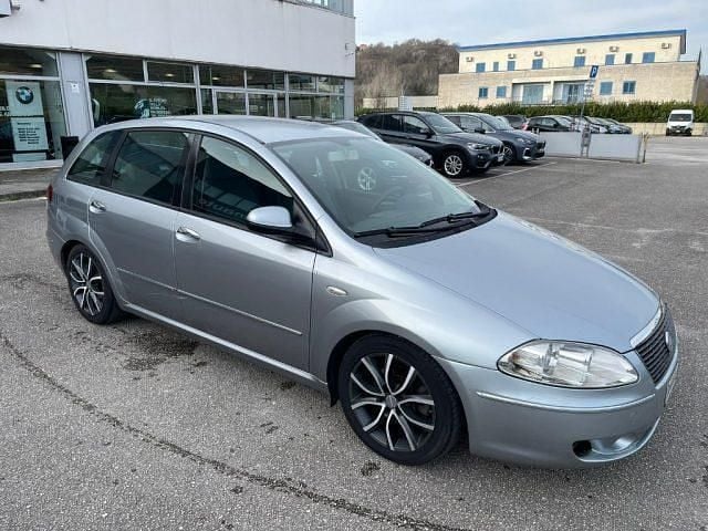 Usata Fiat Croma Dynamic 150 CV (110 kW) 2007 Argento Station wagon