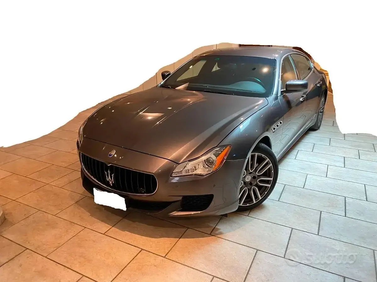 Usata Maserati Quattroporte 410 CV (301 kW) 2015 Grigio Berlina