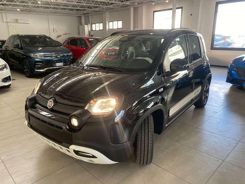 Usata Fiat Panda Cross Cross 69 CV (50 kW) 2025 Bianco gelato  vari colori Utilitaria