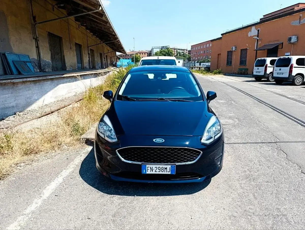 Usata Ford Fiesta 86 CV (63 kW) 2018 Bluazzurro Utilitaria