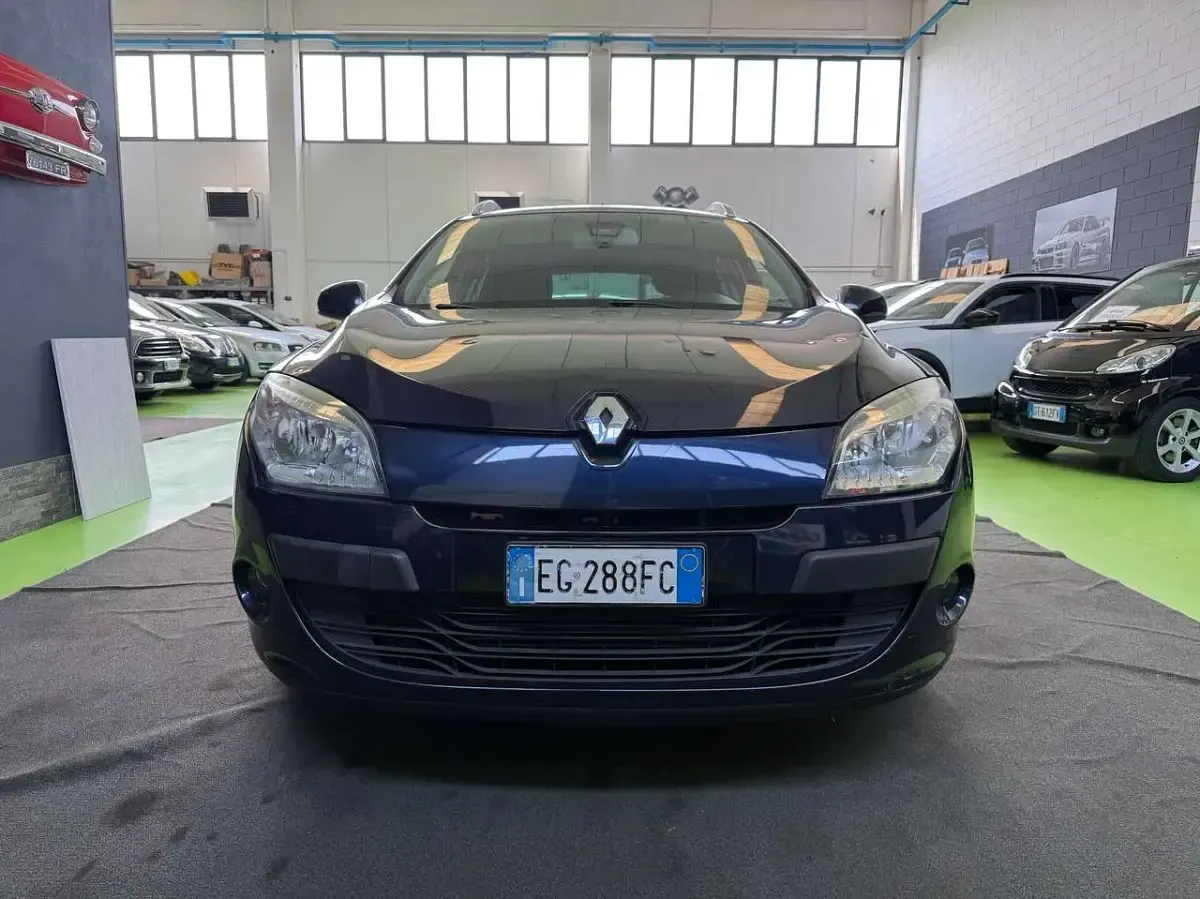 Usata Renault Mégane GrandTour Dynamique 110 CV (80 kW) 2011 Blu/azzurro Station wagon