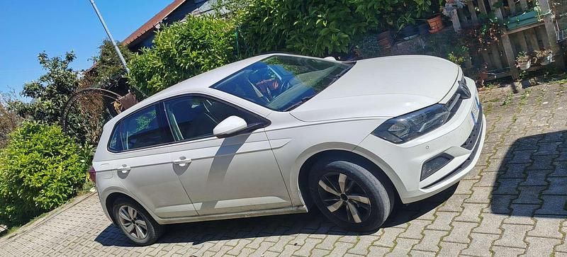 Usata VW Polo Comfortline 90 CV (66 kW) 2019 Bianco Utilitaria