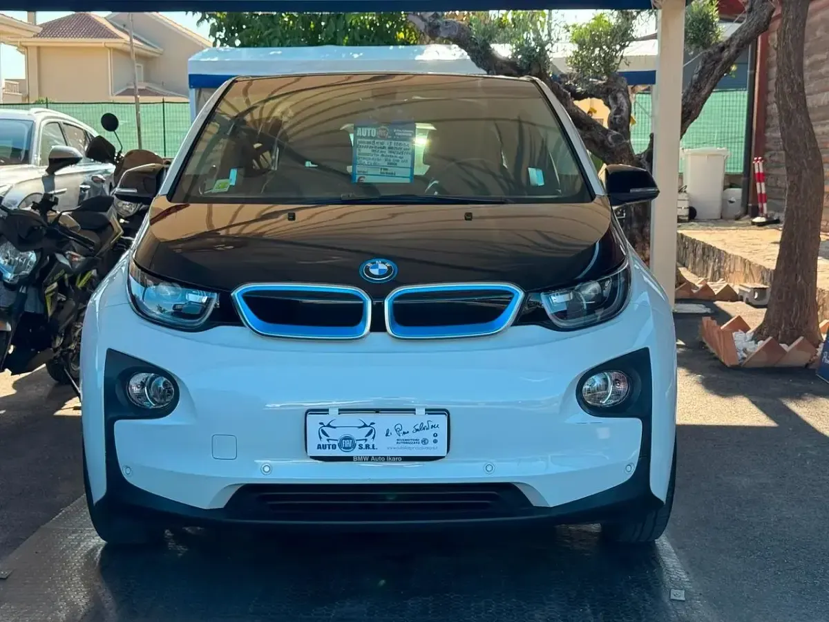 Usata BMW i3 Efficient Dynamics 38 CV (27 kW) 2015 Bianco Utilitaria