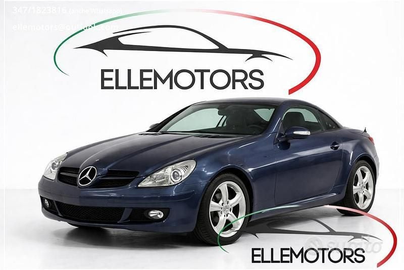 Usata Mercedes SLK350 272 CV (200 kW) 2005 Blu Cabrio