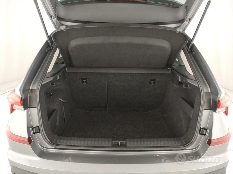 Usata Skoda Kamiq 115 CV (84 kW) 2025 Grigio SUV