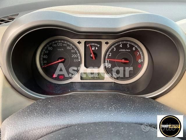 Usata Nissan Note 110 CV (80 kW) 2006 Marrone Utilitaria