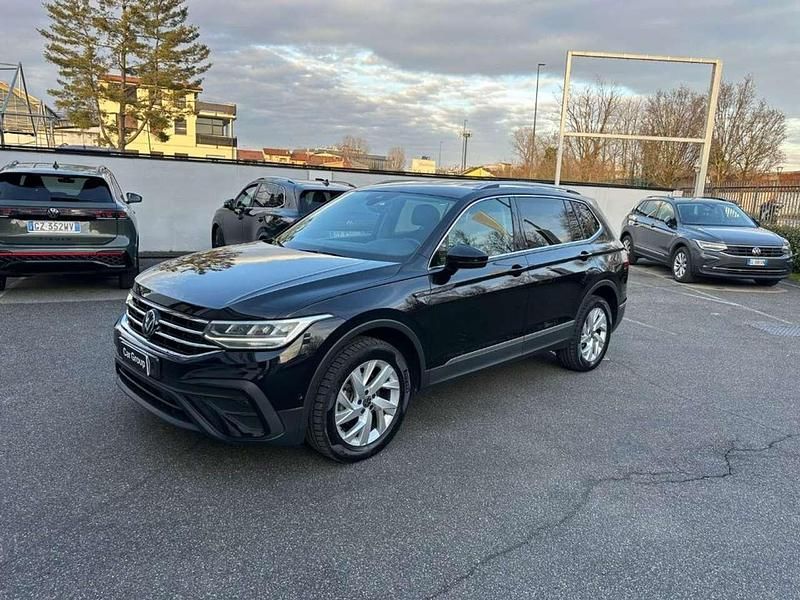 Usata VW Tiguan Allspace Life 150 CV (110 kW) 2022 Nero SUV