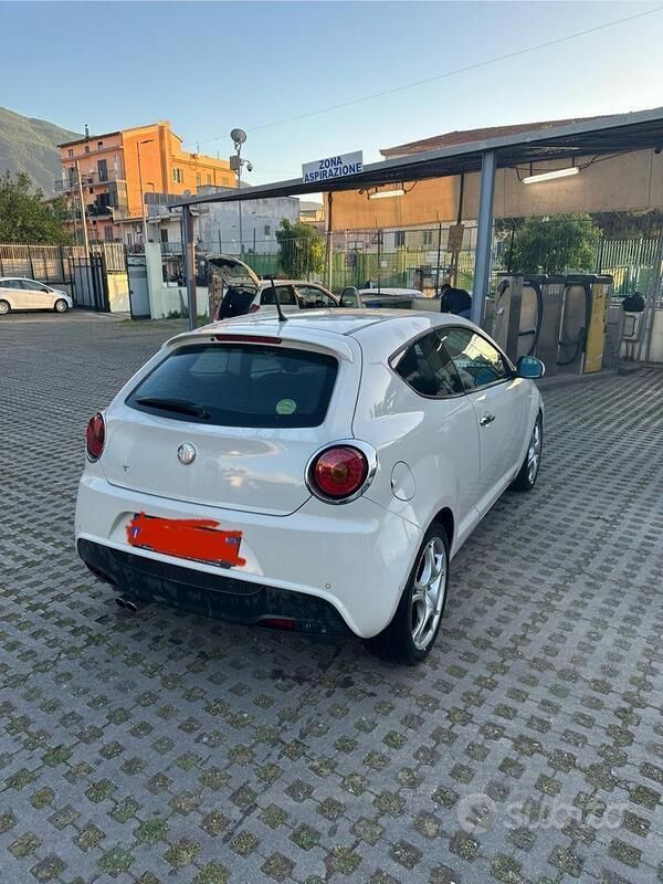 Usata Alfa Romeo MiTo 155 CV (114 kW) 2008 Bianco Utilitaria