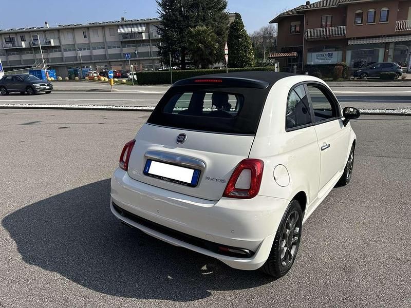 Usata Fiat 500C Connect 69 CV (50 kW) 2022 Bianco Cabrio