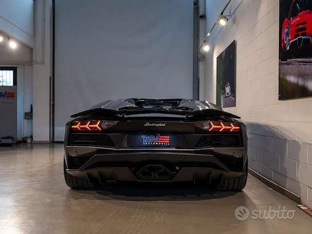 Usata Lamborghini Aventador 741 CV (545 kW) 2020 Grigio estoque Cabrio