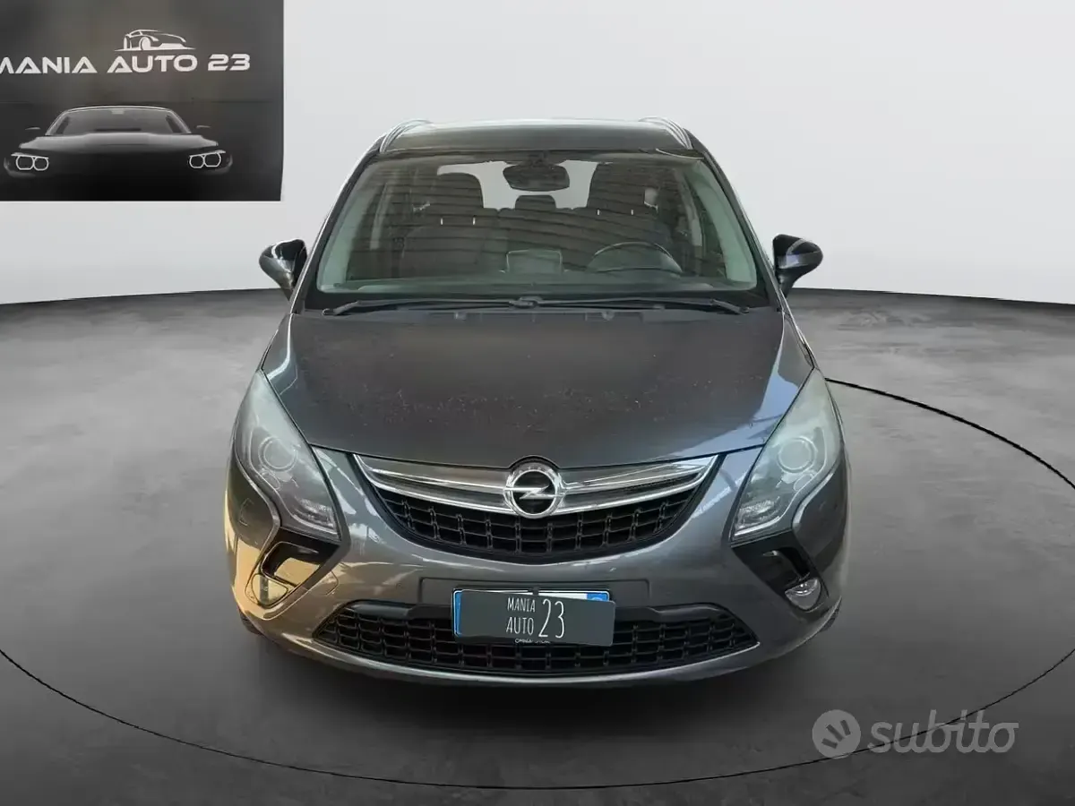 Usata Opel Zafira 165 CV (121 kW) 2013 Grigio Monovolume