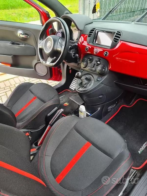 Usata Fiat 500 Abarth 239 CV (175 kW) 2009 Rosso Cabrio