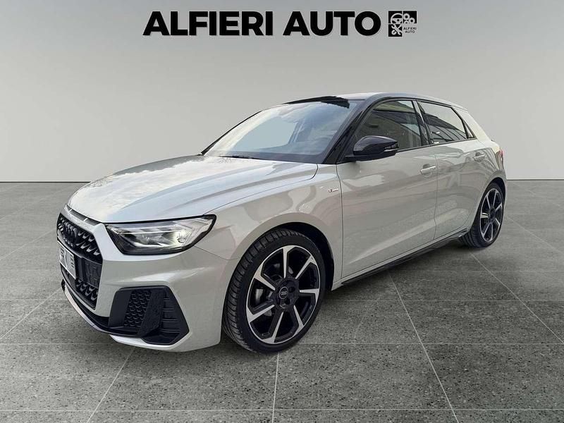 Usata Audi A1 116 CV (85 kW) 2025 Argento SUV