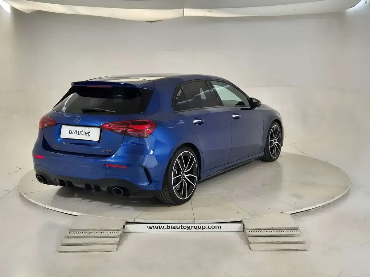 Usata Mercedes A35 AMG Advanced Plus 306 CV (225 kW) 2024 Blu/azzurro Berlina