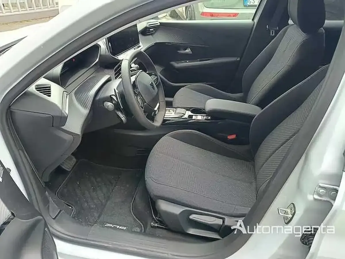 Nuova Peugeot 208 Business-Line 110 CV (80 kW) 2025 Bianco Utilitaria