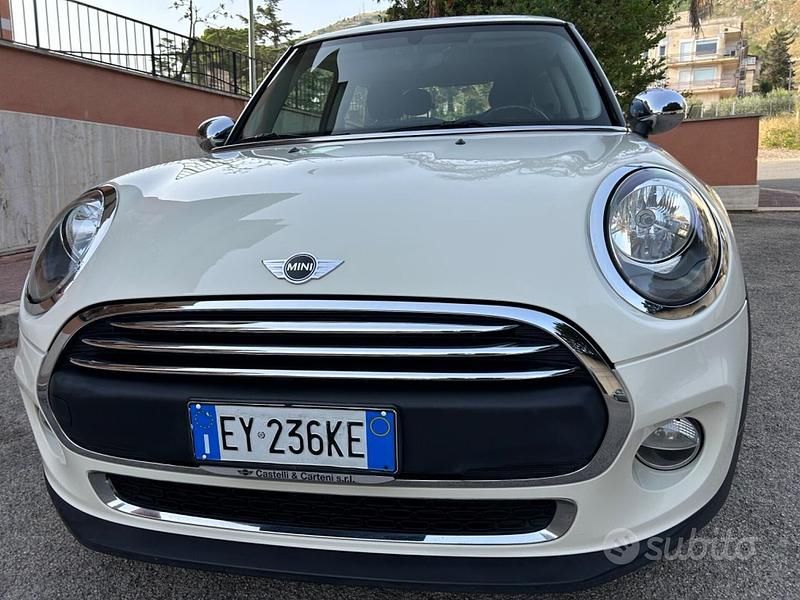Bianco Usata 2015 Mini One D Due volumi | 9800 € (Buon prezzo) - Immagine 1/4