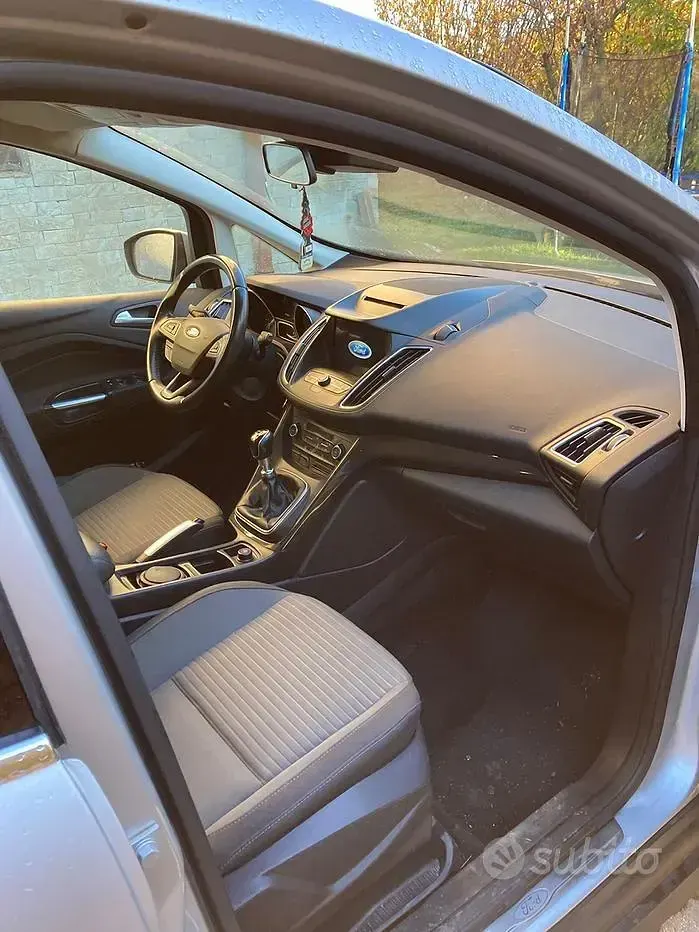 Usata Ford C-MAX 100 CV (73 kW) 2018 Grigio Monovolume