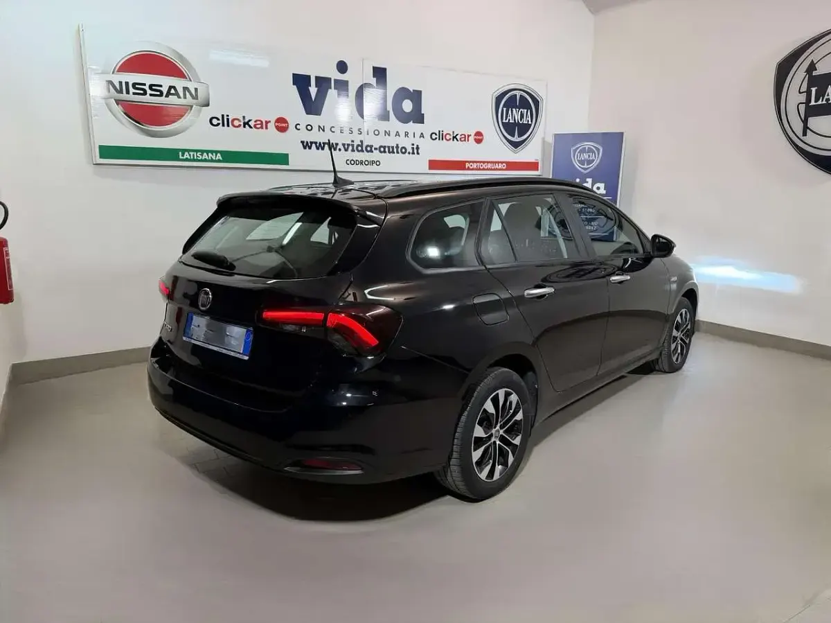 Usata Fiat Tipo City Life 131 CV (96 kW) 2022 Nero Station wagon