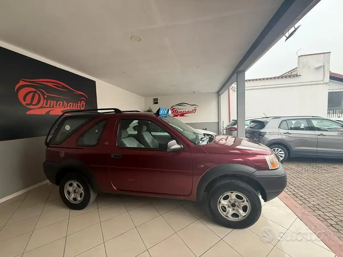 Usata Land Rover Freelander 98 CV (72 kW) 2000 Rosso SUV