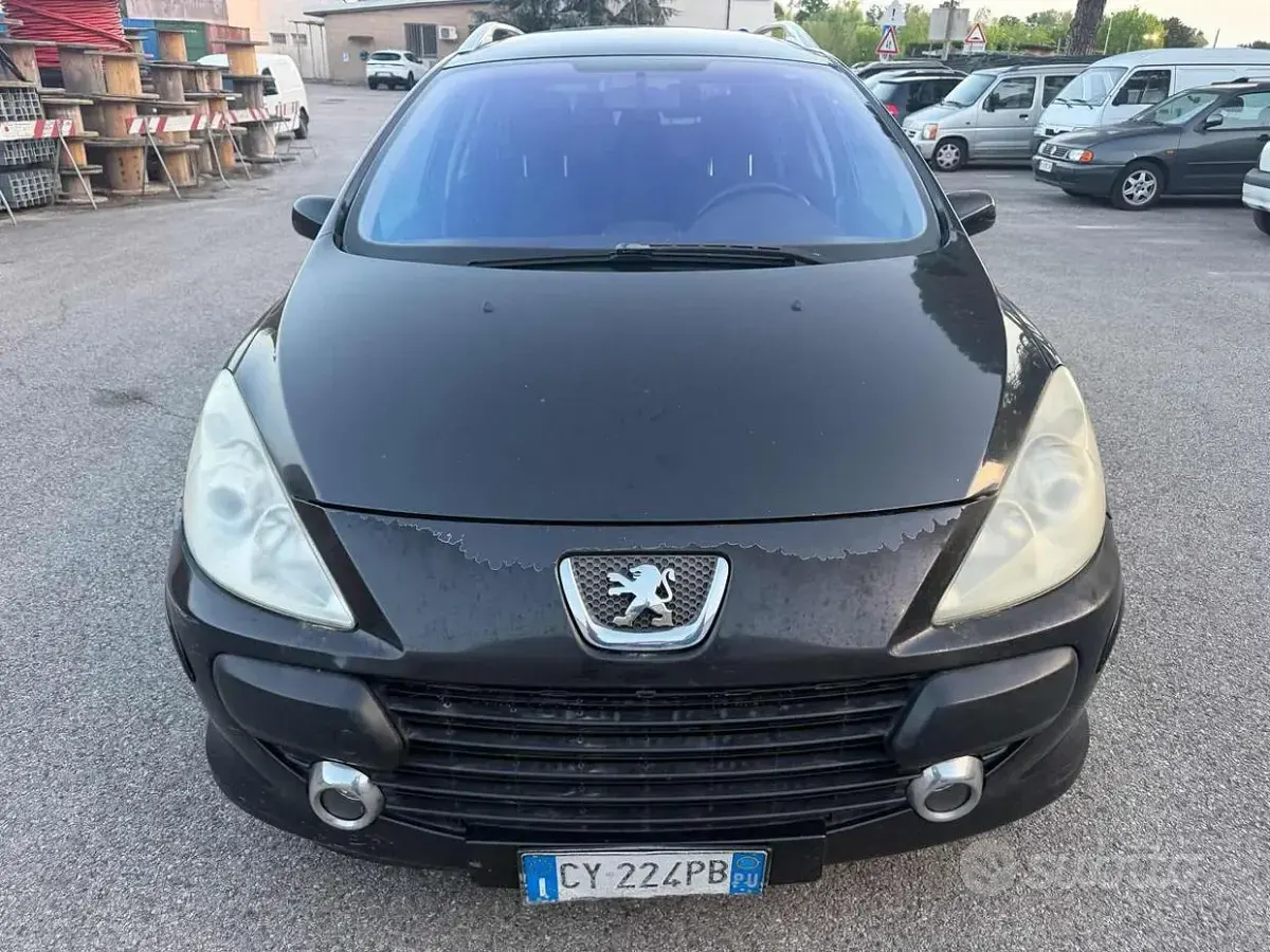 Usata Peugeot 307 110 CV (80 kW) 2005 Nero Station wagon