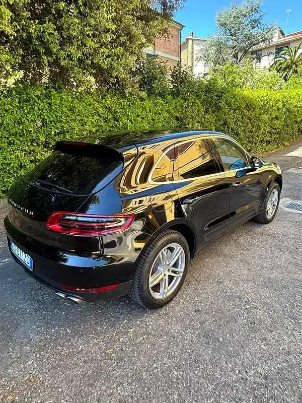 Usata Porsche Macan 250 CV (183 kW) 2014 Nero SUV