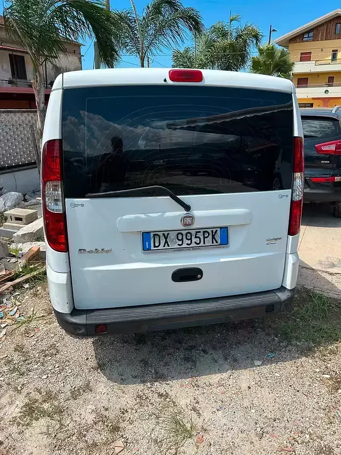 Usata Fiat Doblò Dynamic 105 CV (77 kW) 2008 Bianco Monovolume