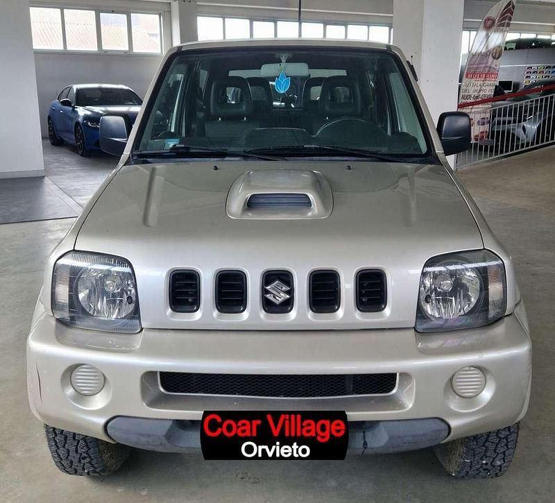 Usata Suzuki Jimny 86 CV (63 kW) 2005 Grigio SUV