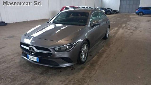Usata Mercedes CLA200 Shooting Brake Business 150 CV (110 kW) 2020 Argento Station wagon