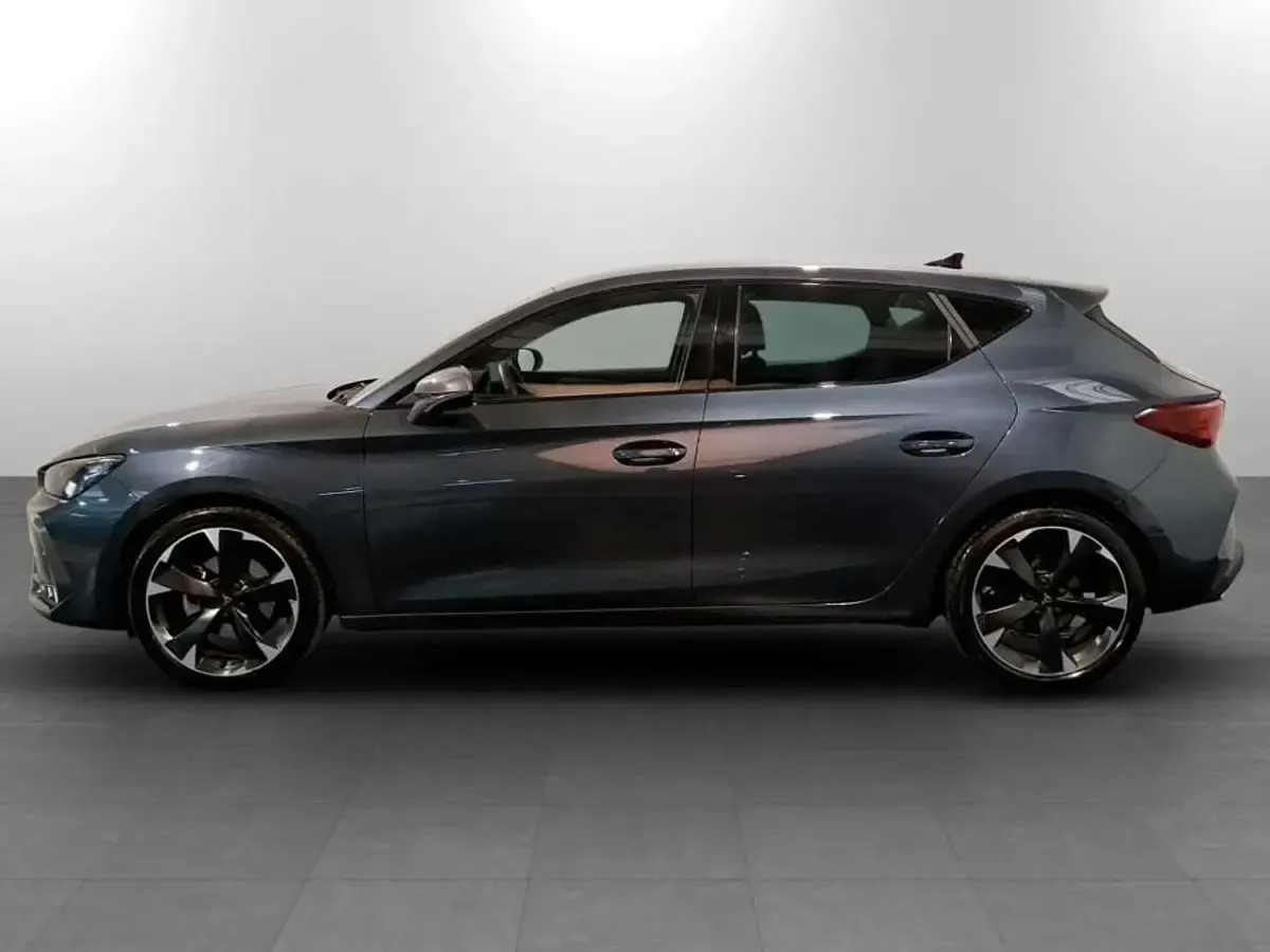 Usata Cupra Leon 150 CV (110 kW) 2025 Magnetic tech Berlina