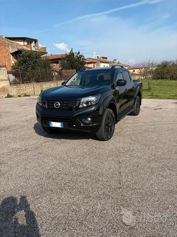 Usata Nissan Navara N-Guard 190 CV (139 kW) 2021 Nero Pick-up
