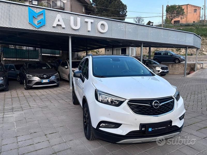 Usata Opel Mokka 136 CV (100 kW) 2016 Bianco SUV
