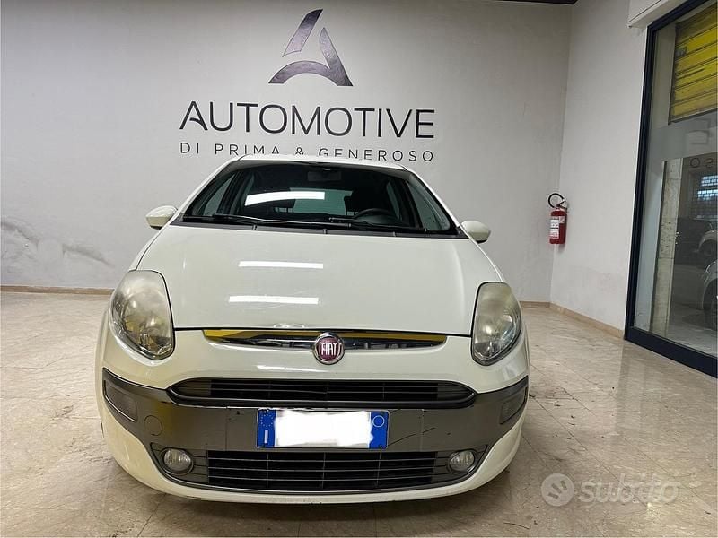 Usata Fiat Punto Evo S 75 CV (55 kW) 2011 Bianco Utilitaria