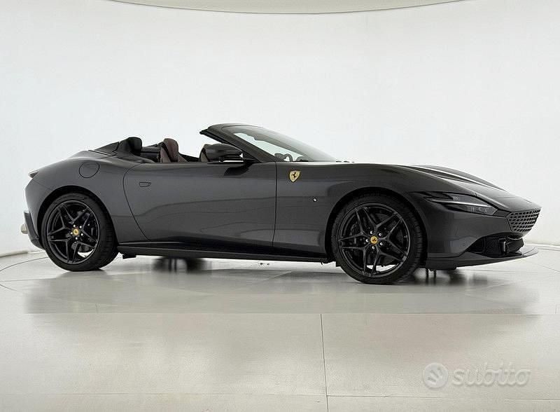 Nuova Ferrari Roma 620 CV (456 kW) 2025 Grigio Coupé