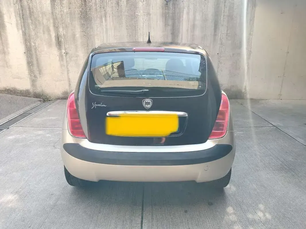 Usata Lancia Ypsilon 76 CV (55 kW) 2009 Utilitaria