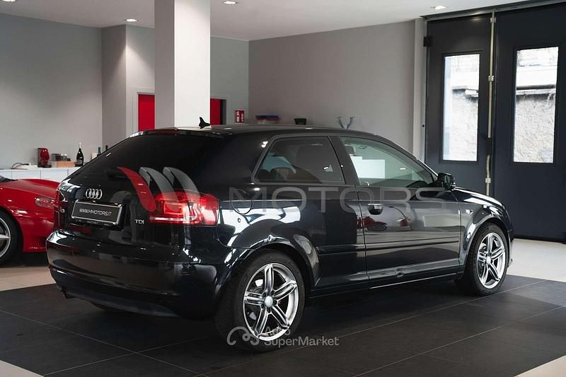 Usata Audi A3 Ambition 105 CV (77 kW) 2011 Nero Utilitaria