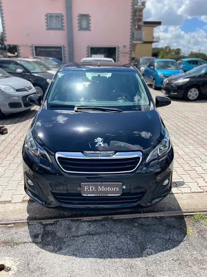 Usata Peugeot 108 Active 72 CV (52 kW) 2021 Nero Berlina