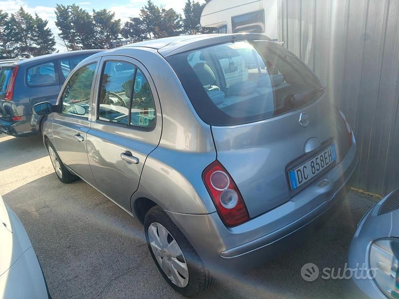 Usata Nissan Micra Acenta 80 CV (58 kW) 2006 Grigio Berlina