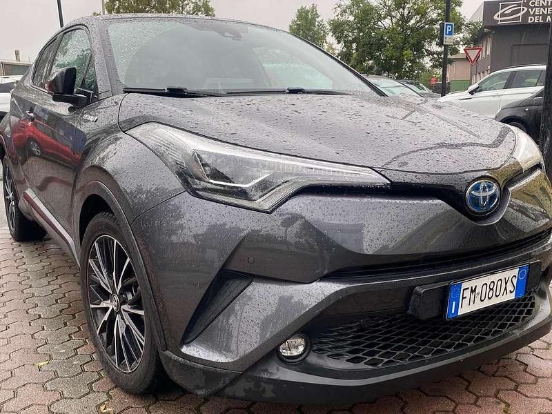 Grigio Usata 2017 Toyota C-HR Style SUV | 16.900 € (Cara) - Immagine 1/4