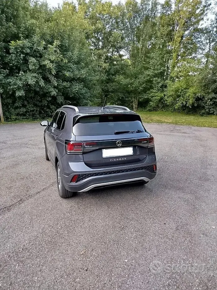 Usata VW T-Cross R-line 115 CV (84 kW) 2024 SUV