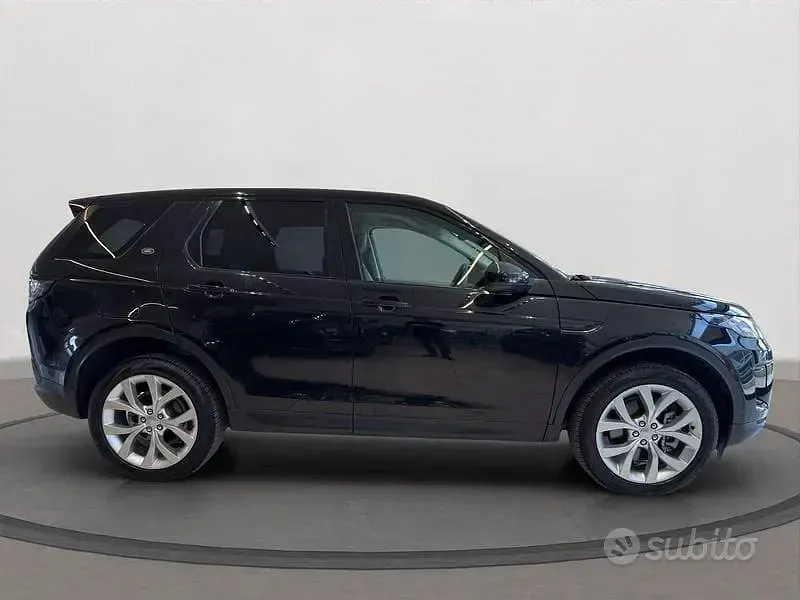 Usata Land Rover Discovery Sport SE 163 CV (119 kW) 2022 Nero SUV