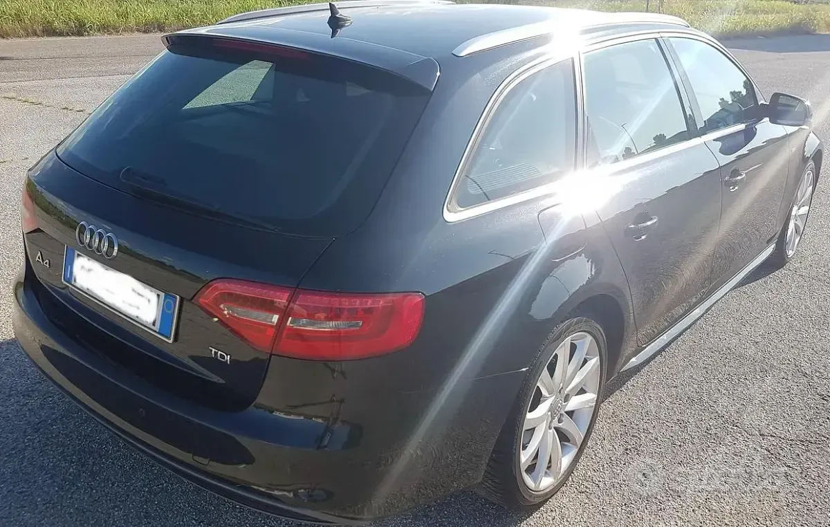 Usata Audi A4 S-Line 150 CV (110 kW) 2015 Nero Station wagon