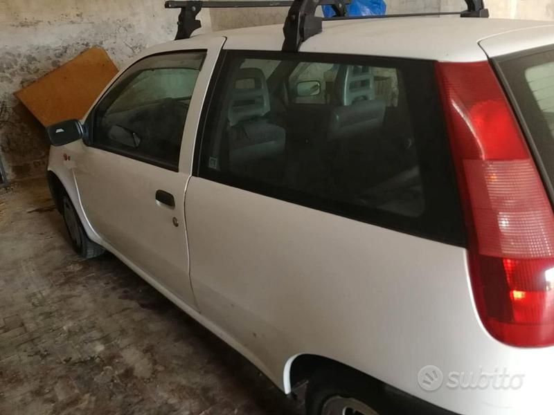 Usata Fiat Punto 1995 Bianco Berlina