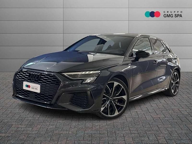 Usata Audi A3 Sportback Ambiente 150 CV (110 kW) 2023 Grigio Utilitaria