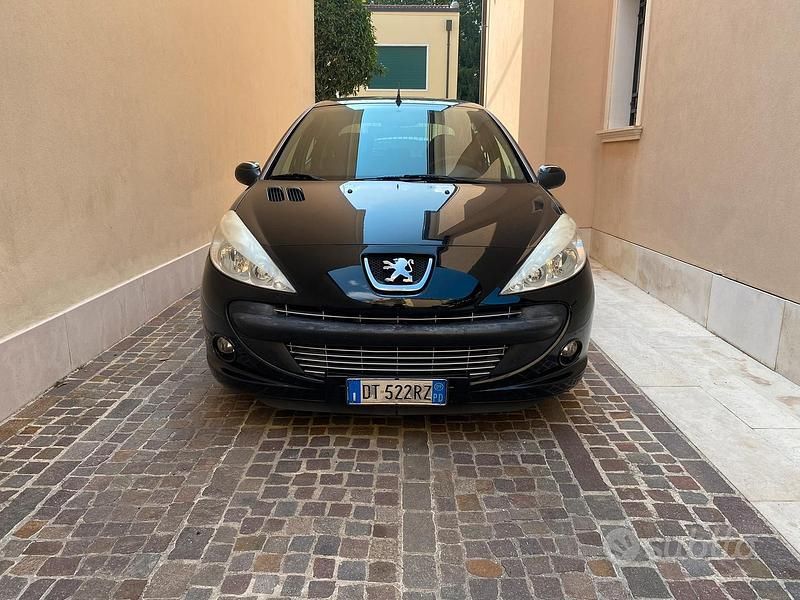 Usata Peugeot 206+ 60 CV (44 kW) 2009 Nero Utilitaria