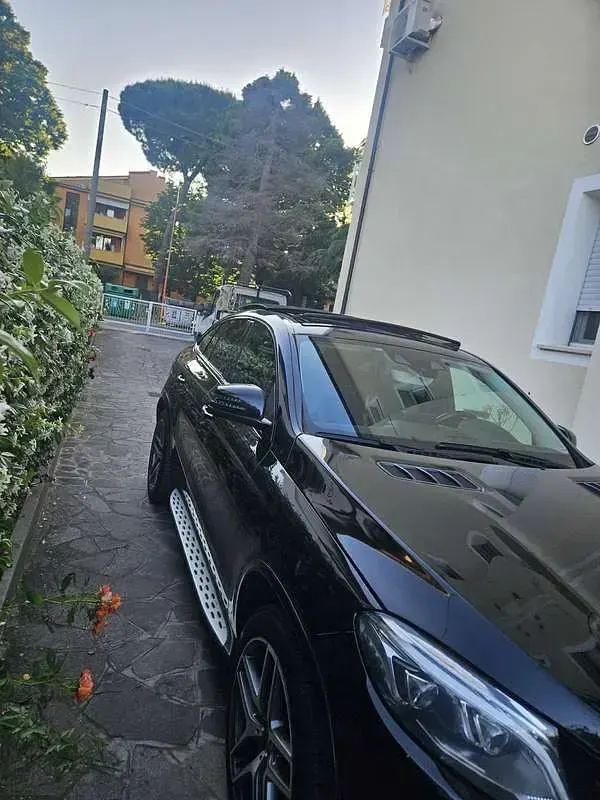 Usata Mercedes GLE350 Exclusive 258 CV (189 kW) 2019 Nero SUV