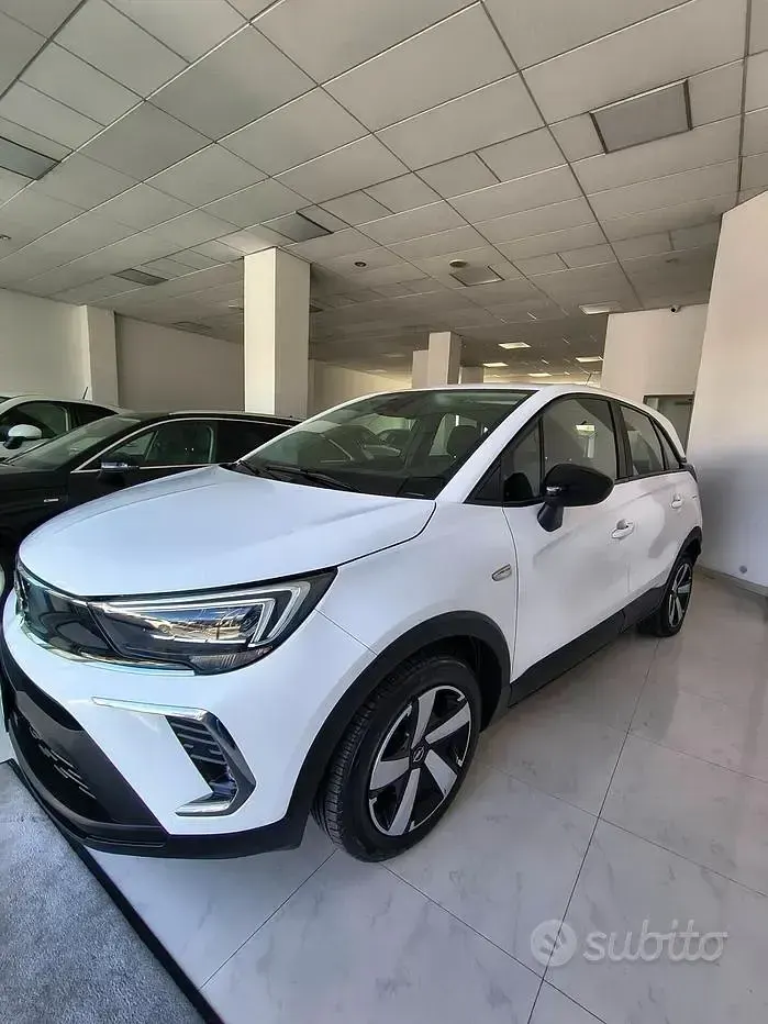 Usata Opel Crossland Edition 83 CV (61 kW) 2022 Bianco SUV