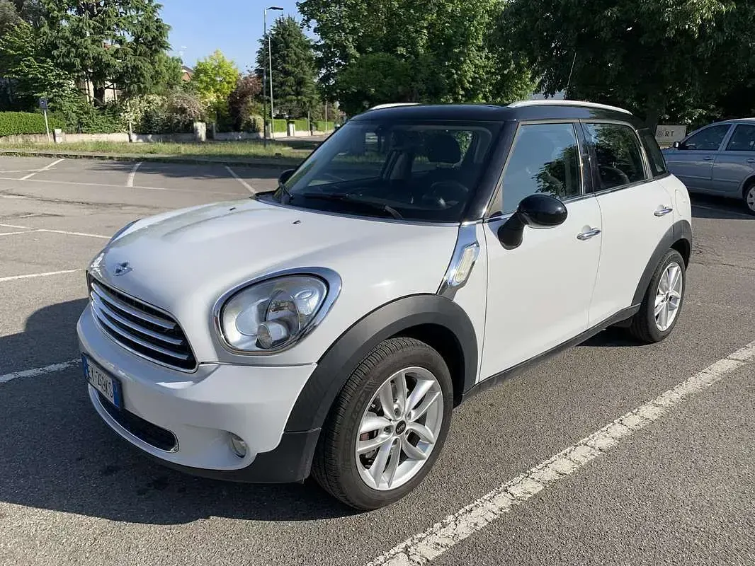 Usata Mini Cooper D Countryman 111 CV (81 kW) 2014 Bianco SUV