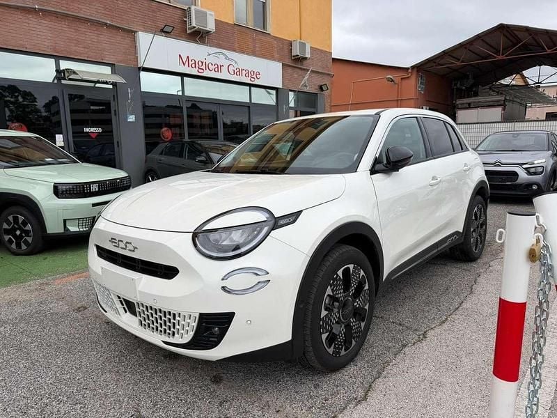 Usata Fiat 600 La Prima 101 CV (74 kW) 2024 Bianco SUV