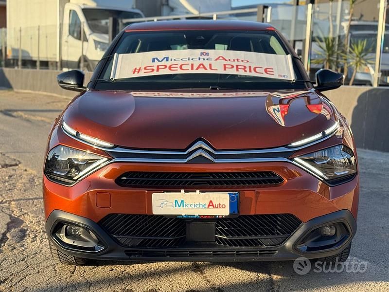 Usata Citroën C4 Shine 131 CV (96 kW) 2022 Arancione Berlina