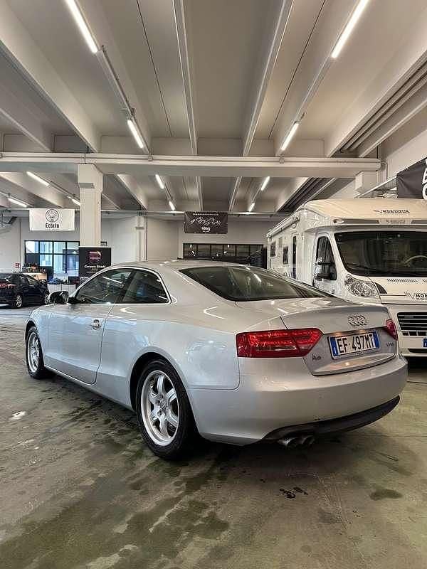 Usata Audi A5 Design 160 CV (117 kW) 2011 Grigio Coupé